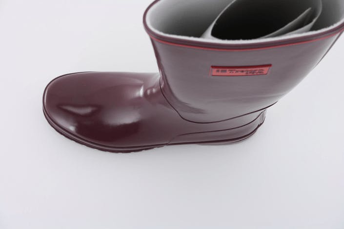 Köp Tretorn Kelly Sassafras Lila Skor Online | FOOTWAY.se Köp Duffy 90 33044 Black Skor Online | FOOTWAY.se