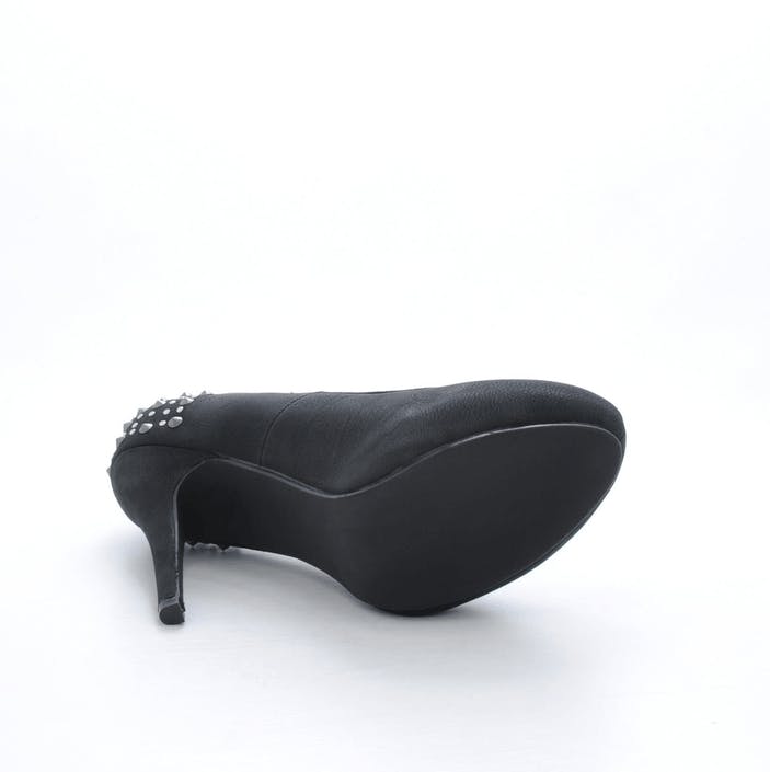 Friis & Company - Kimberly Black