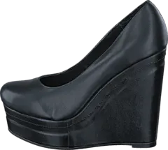 Friis & Company - Lizzie Black