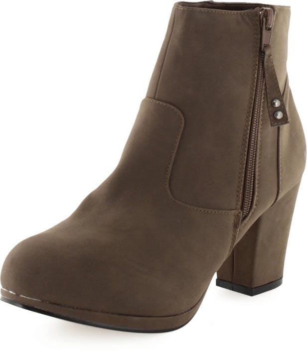 Köp STHLM DG Boots Dark brown Skor Online | FOOTWAY.se Köp STHLM DG High Boots Skor Online | FOOTWAY.se