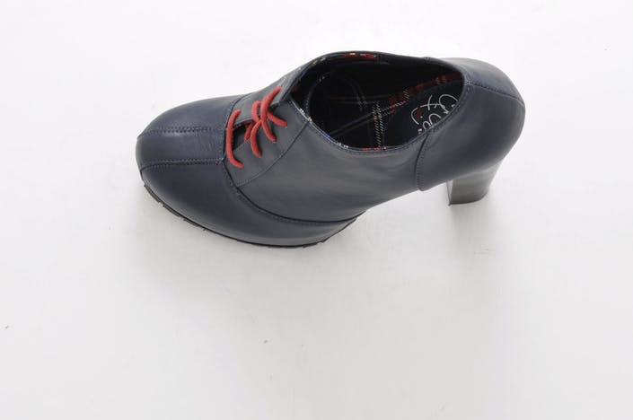 China Girl - Pretty Navy