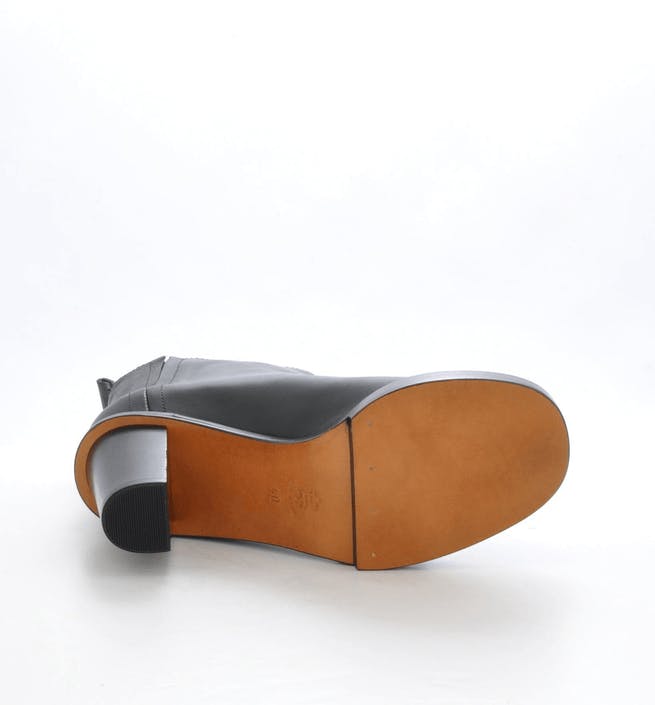 Whyred - Alma New Oily Nubuck