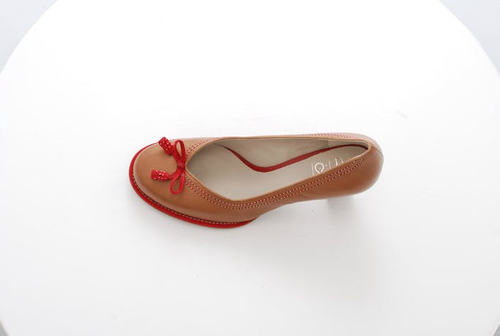 clarks bombay lights biscuit