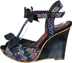 Irregular Choice - Loves It