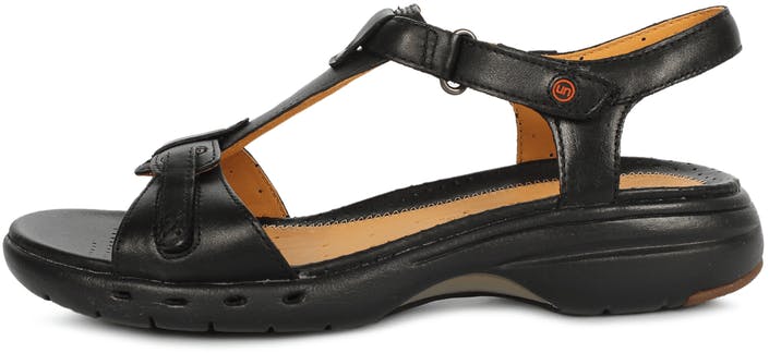 Clarks un swish sales