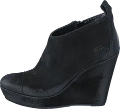 Diesel - Dancing Queen Valzery