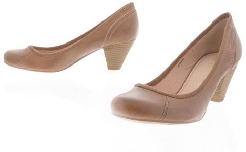 Kjøp Esprit Ruby Pump sko Online | FOOTWAY.no Kjøp Esprit Ruby Pump sko Online | FOOTWAY.no