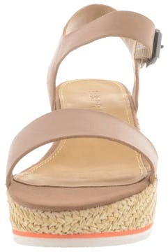 Tipsy Sandal