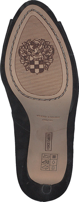 Vince Camuto - Yivonne