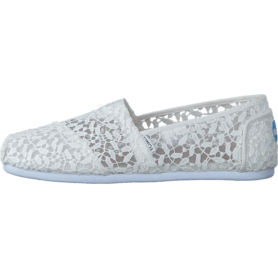 Seasonal Classics White Lace Leaves