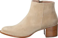 A Pair - 8625B 6752 Beige