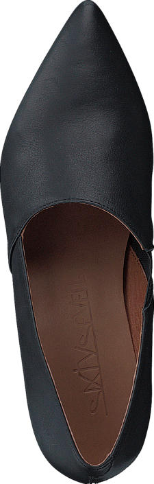 Sixtyseven - Leonore Sedona Black
