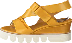 Nude of Scandinavia - Nadja Teq Giallo