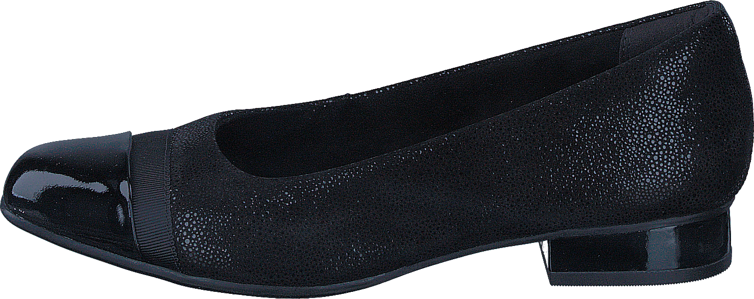 Keesha Rosa Black Interest