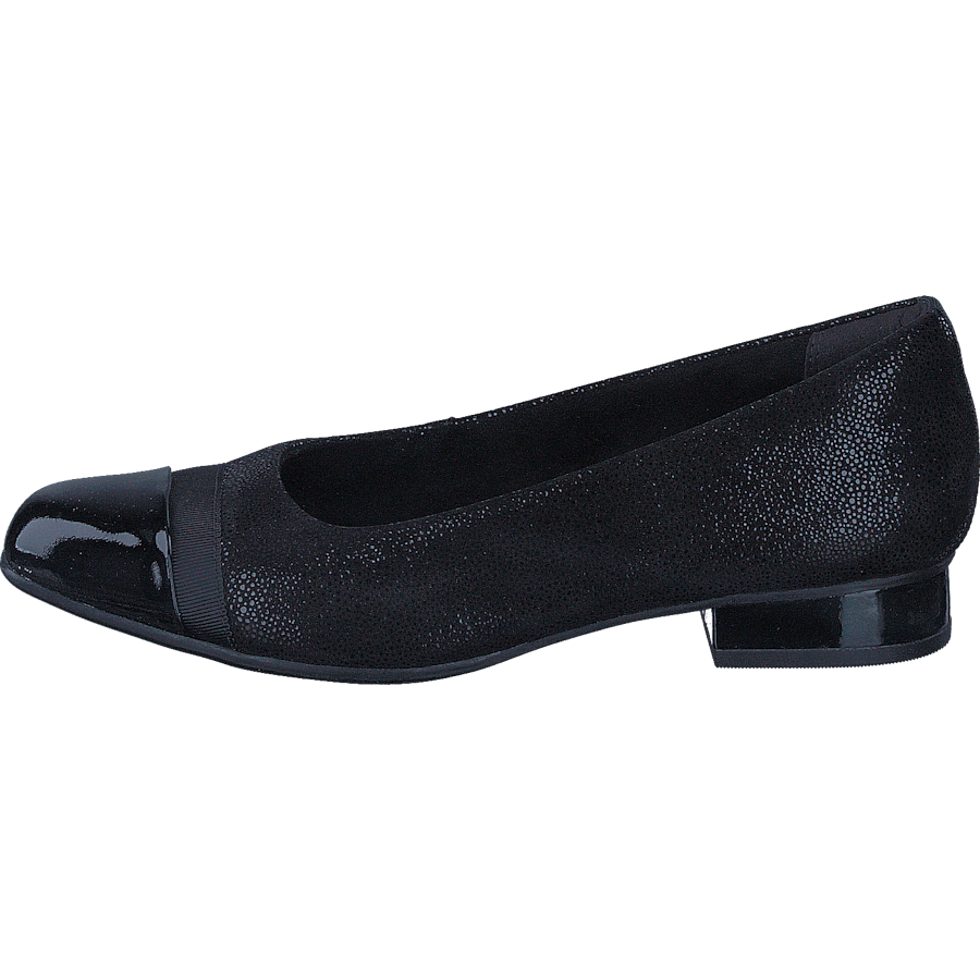 Keesha Rosa Black Interest