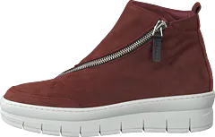 Nude of Scandinavia - Hilda Long Beach Armagnac