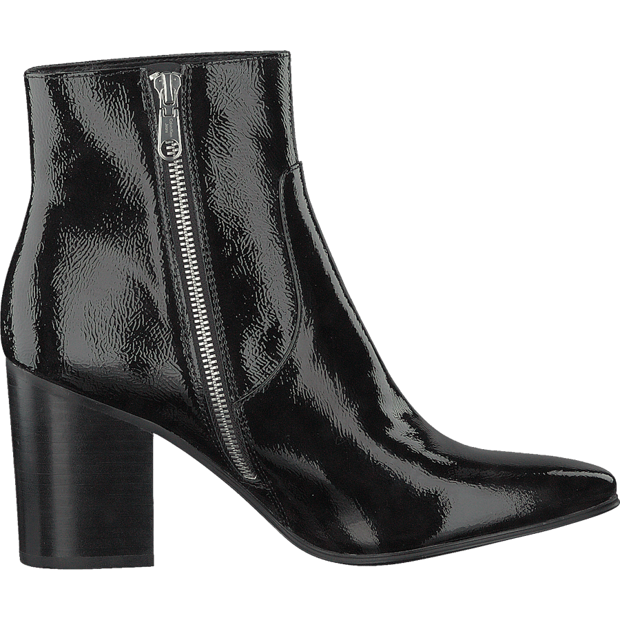 Adrienne Black - Bild 2