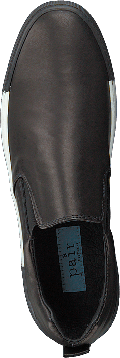 A Pair - Classic Slip On White Detail Parma Nero