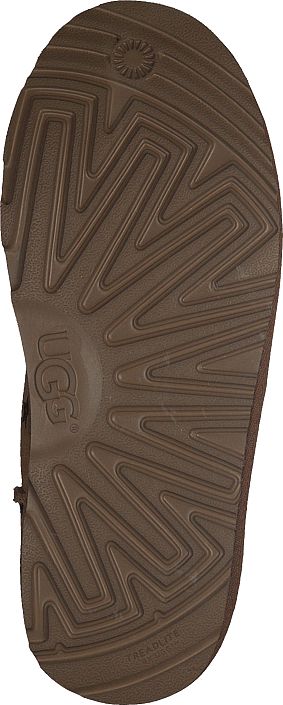 UGG - Classic Short Ii Stars Chestnut