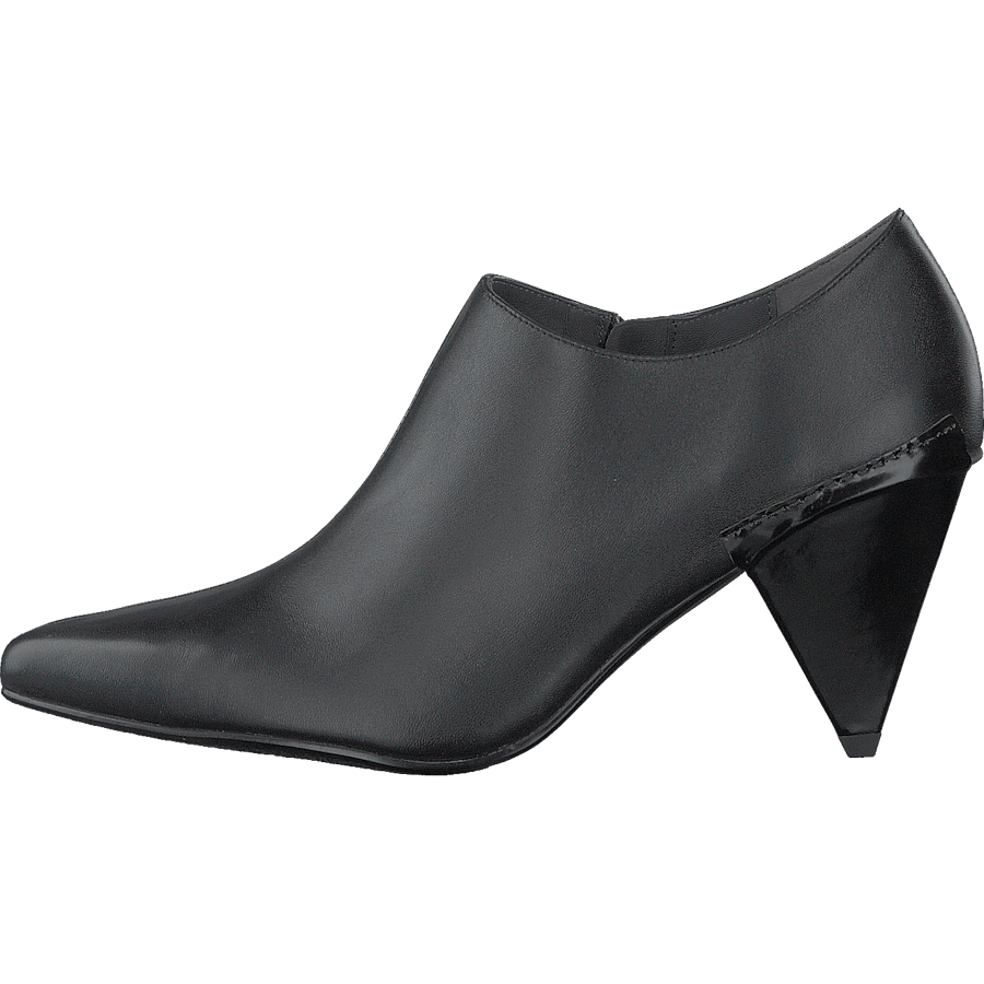 Delta Pure Pump Black