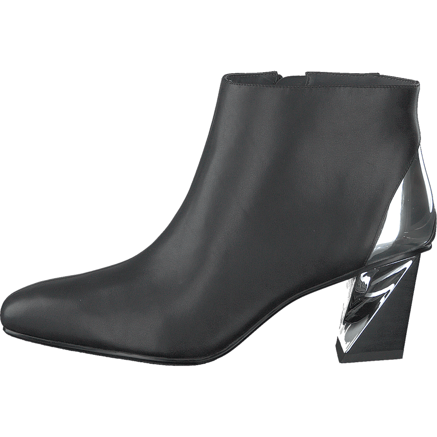 Twist Flow Bootie Black