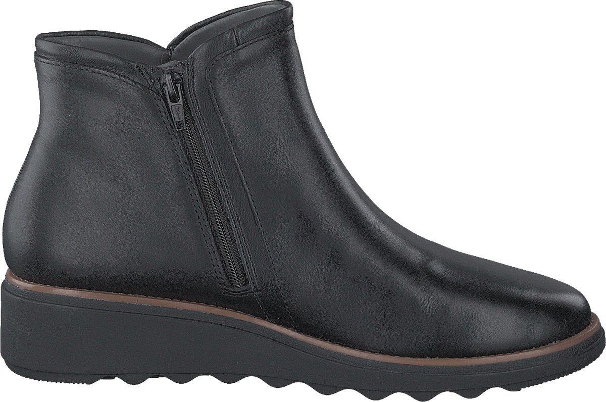 Sharon Heights Black Leather