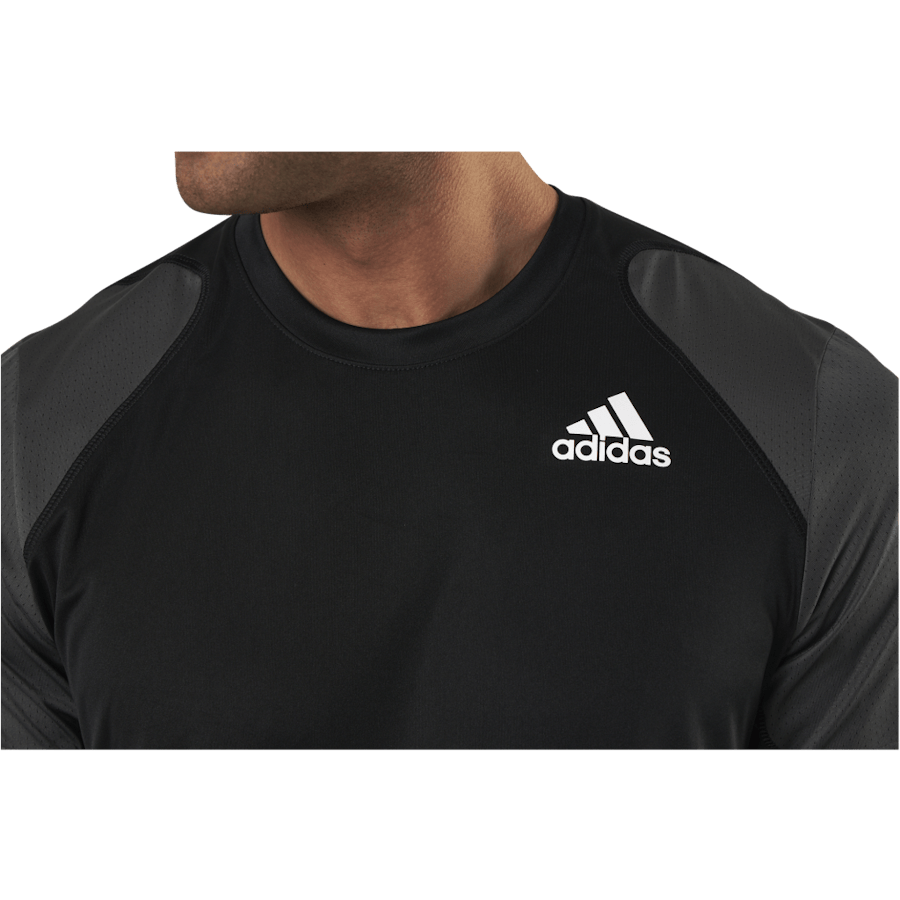 Club T-Shirt Black - Bild 4