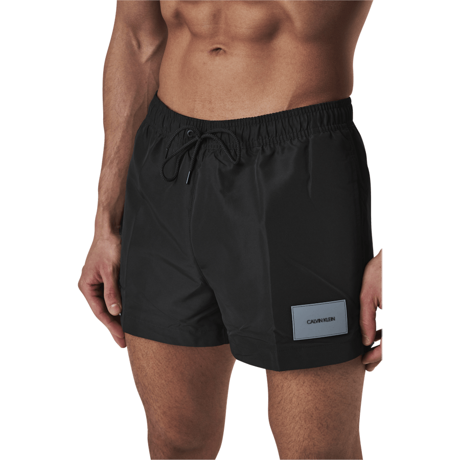 Core Solids Short Drawstring Black - Bild 4