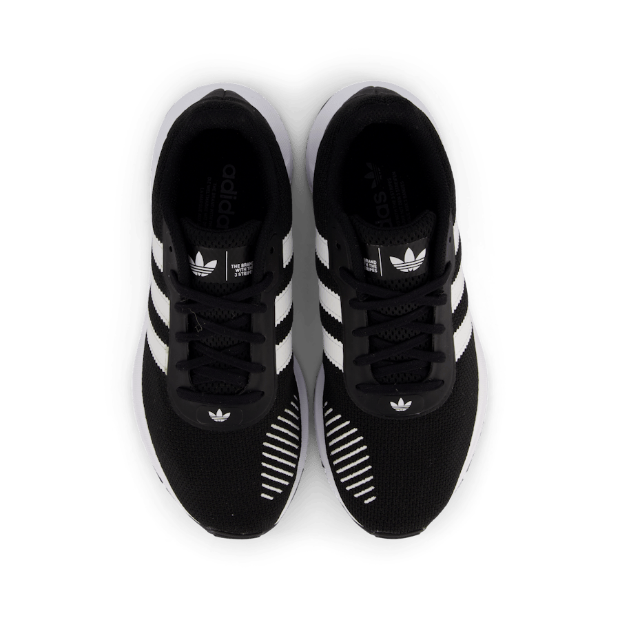 Swift Run Rf Core Black/ftwr White/core Bla - Bild 6