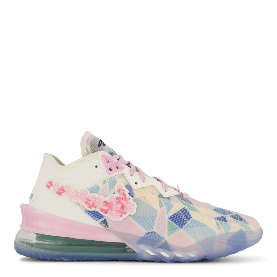 LeBron XVIII Low