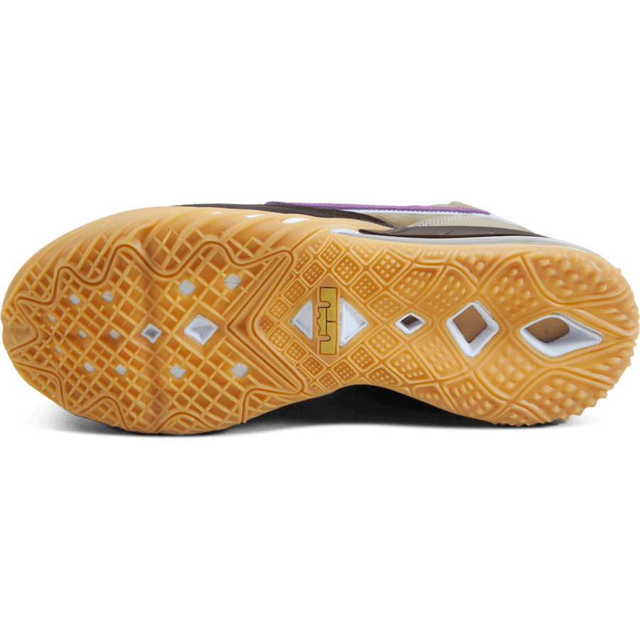 LeBron XVIII Low - Bild 6