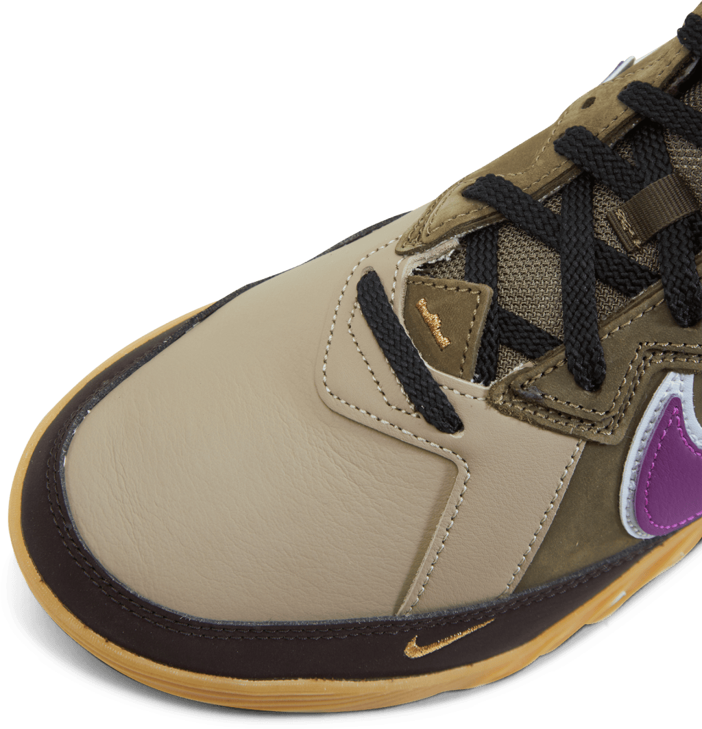 LeBron XVIII Low - Bild 7