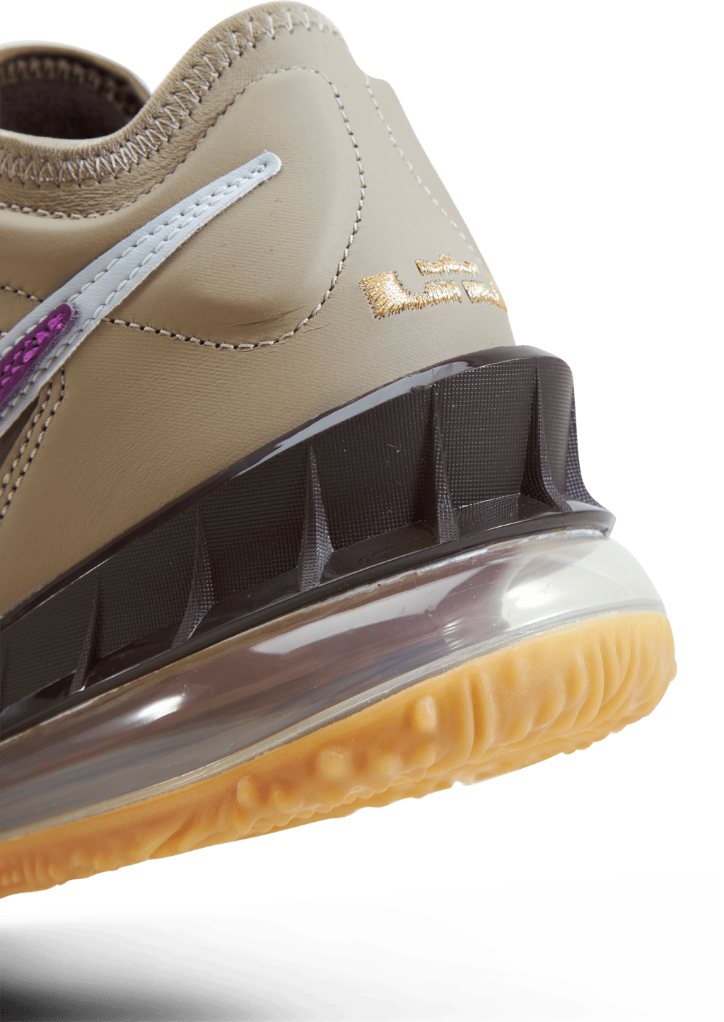 LeBron XVIII Low - Bild 8