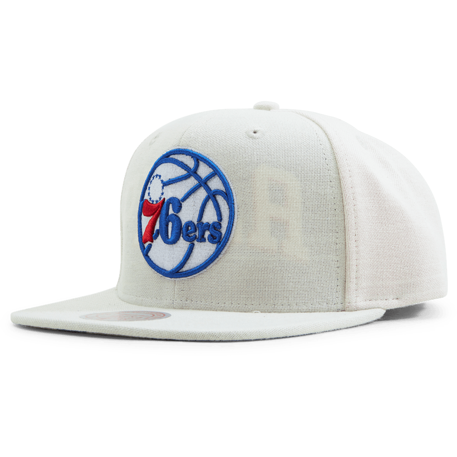 Cut Away Snapback Off