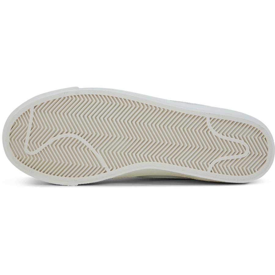 Nike Blazer Mid '77 Ess WMNS - Bild 6