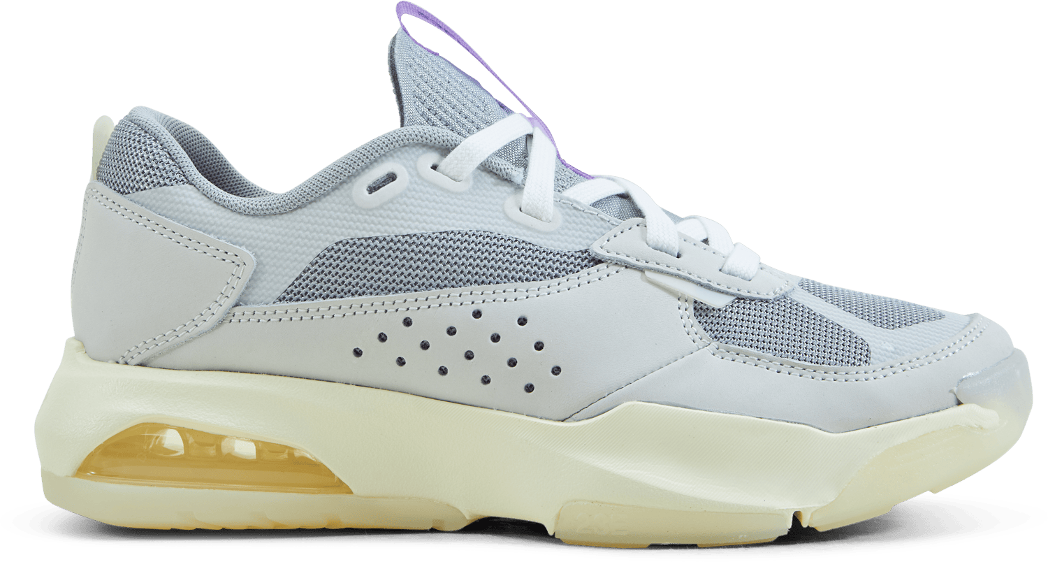 Women’s Jordan Air 200e