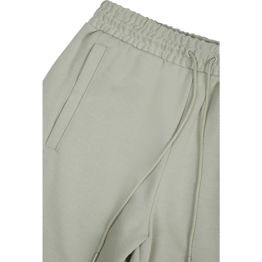 T7 Straight Track Pants Dk Pebble Gray - Bild 3