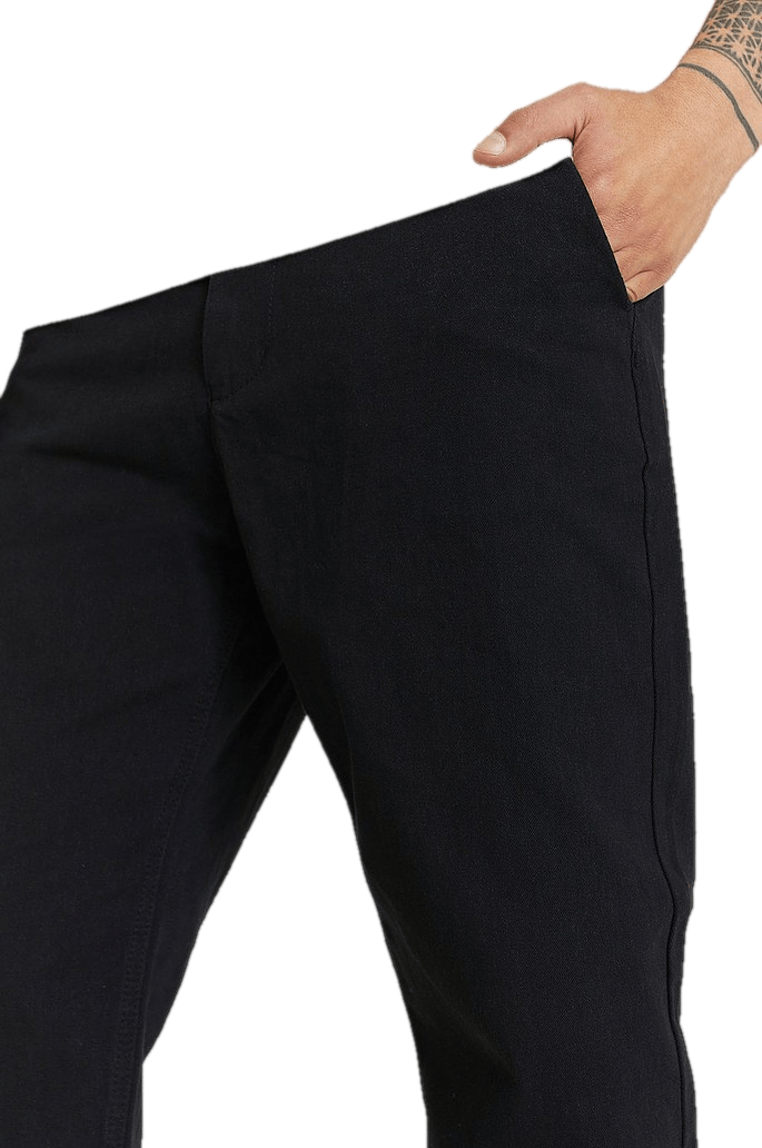 Regular Straight Cropped Black