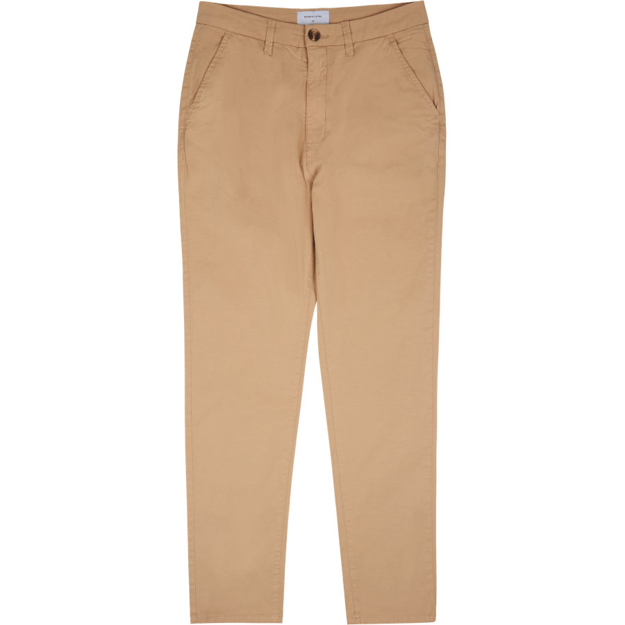 Studio Total Icon Tapered Chino