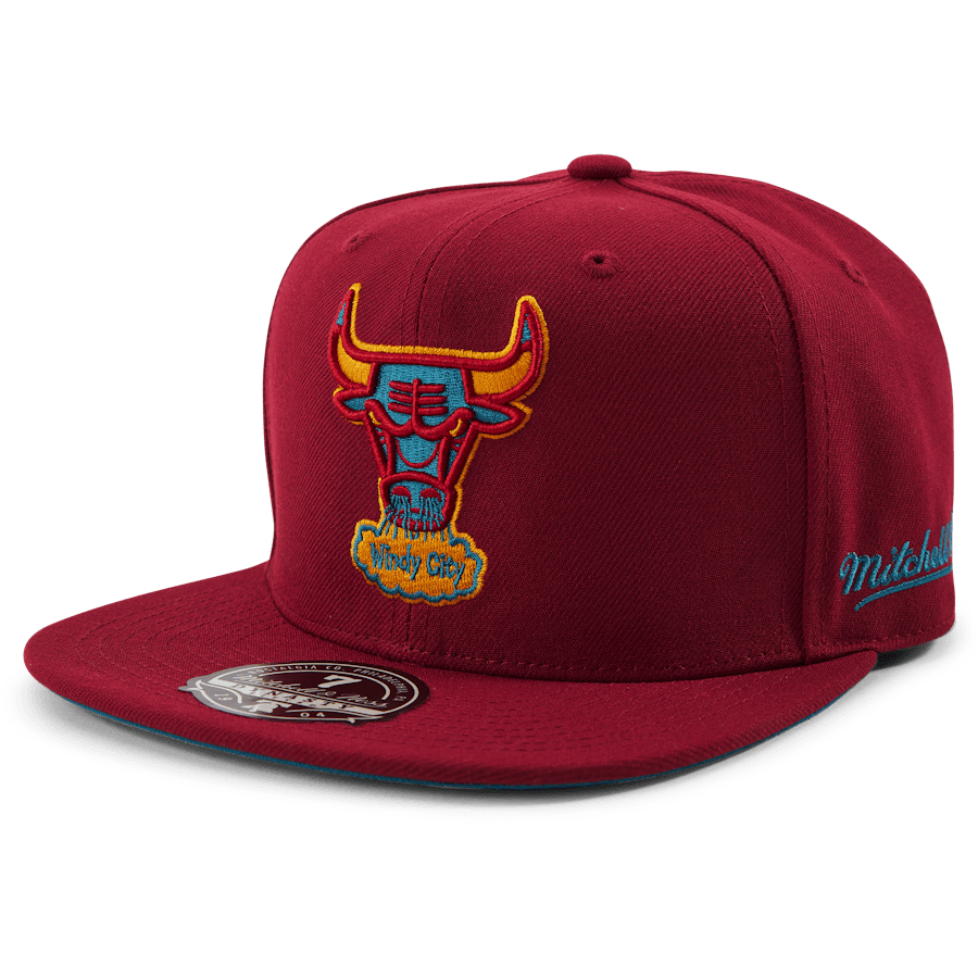 Northern Lights Fitted HWC Cardinal