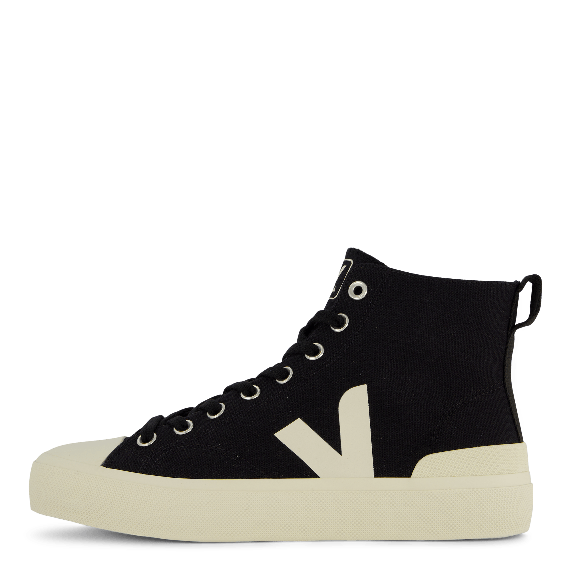 Wata Ii Canvas Black Pierre