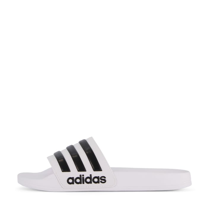 ADILETTE SHOWER SLIDES White, Unisex, Sko, Sandaler og Tøfler, sandaler, Svømming, Hvit, EU 33