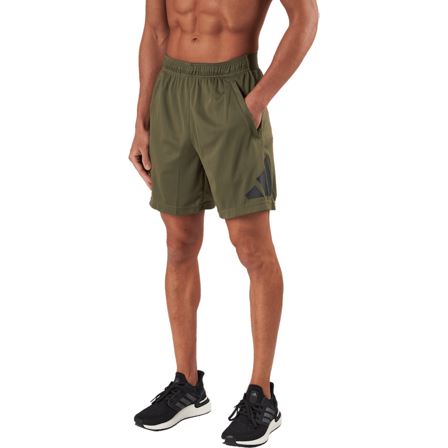 Train Essentials Logo Training Shorts Olistr/Black - Bild 2