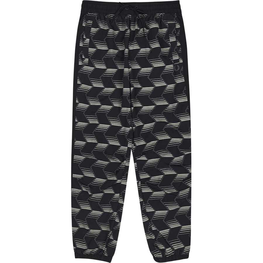 Fred Perry Chevron Shell Pant 102