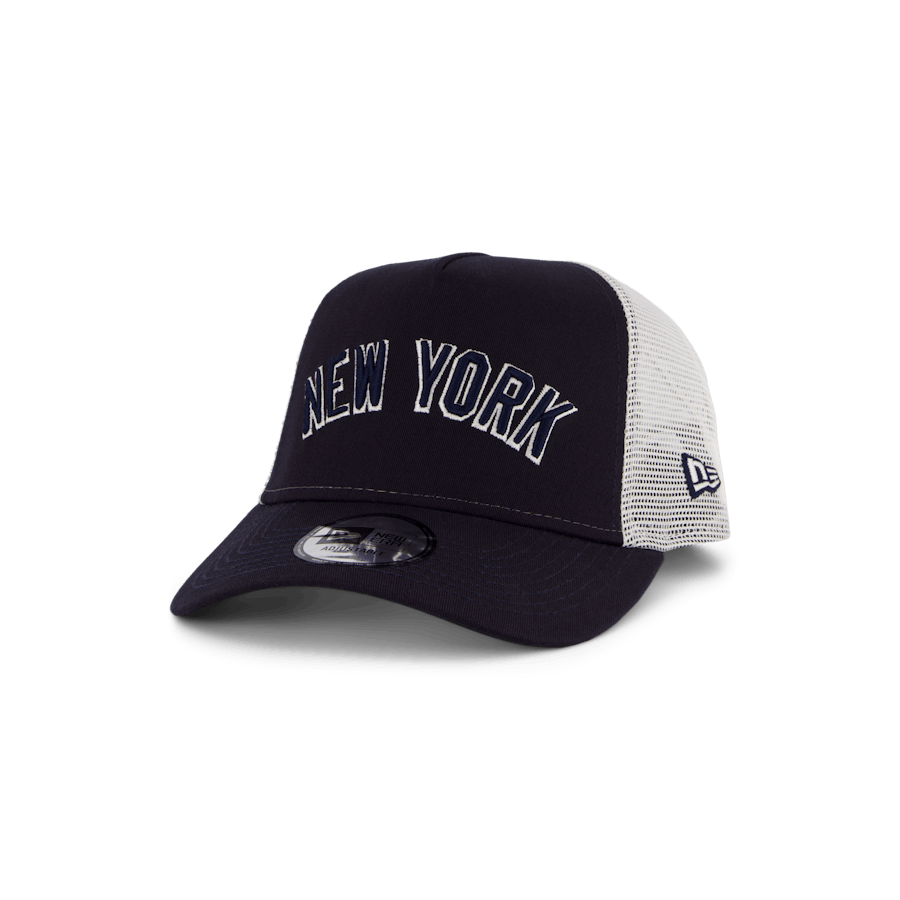New Era Team Script Trucker Neyyan Nvywhi