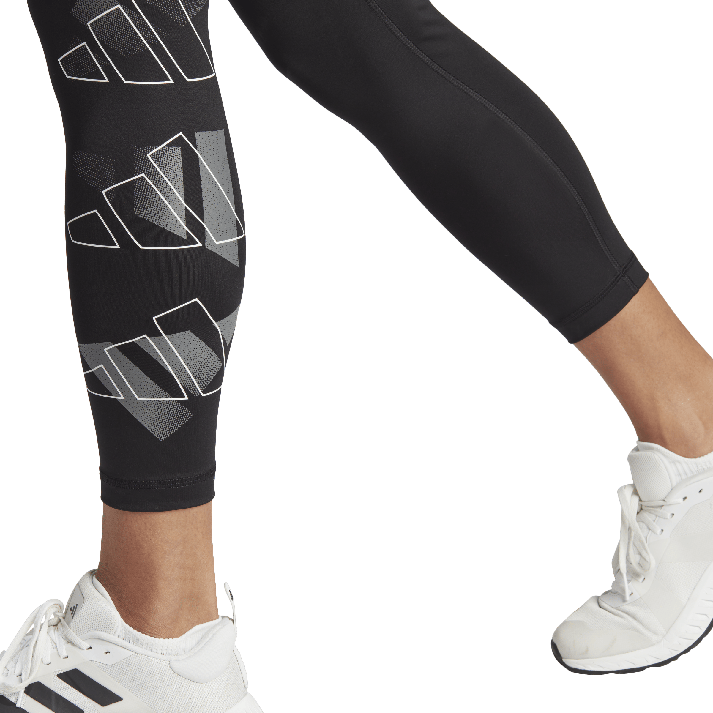 Train Essentials Brand Love 7/8 Leggings Black - Bild 5