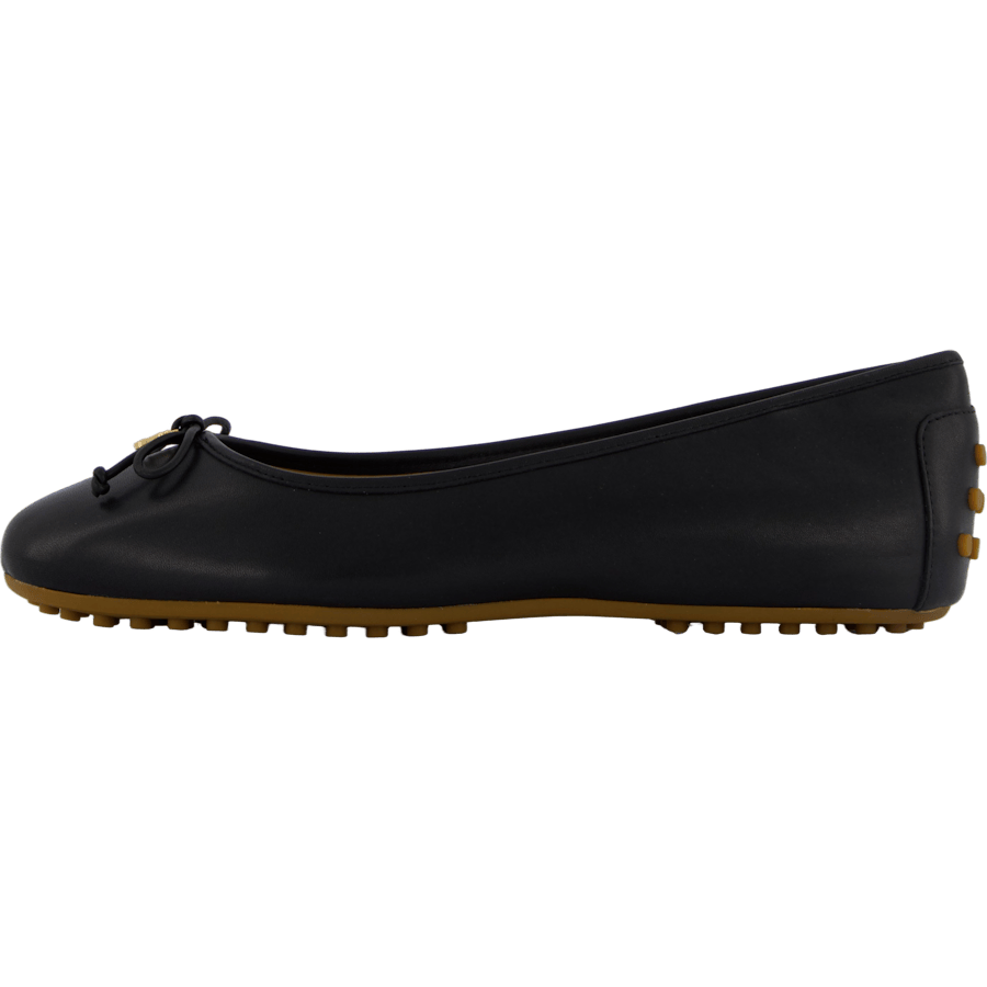 Jayna Nappa Leather Driver Flat Black