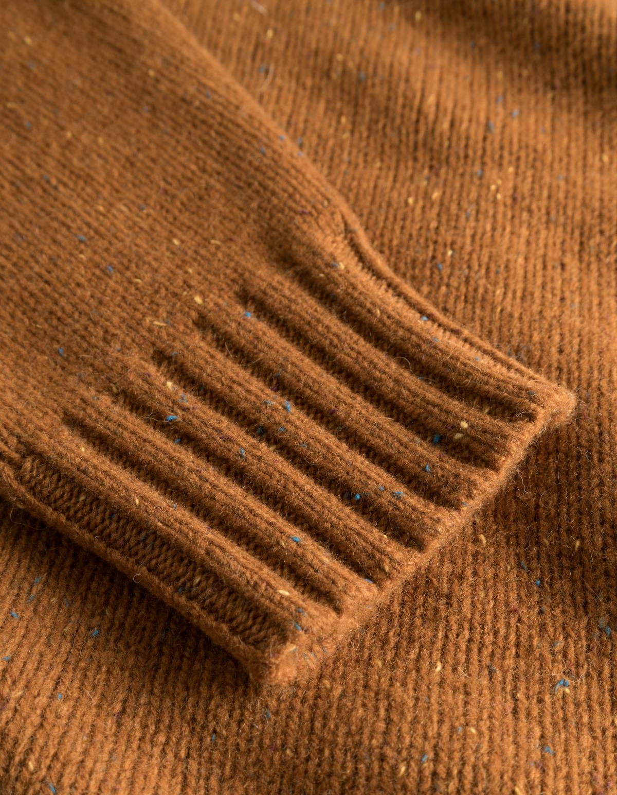 Gary Fleck Wool Roundneck Dark Ochre - Bild 3