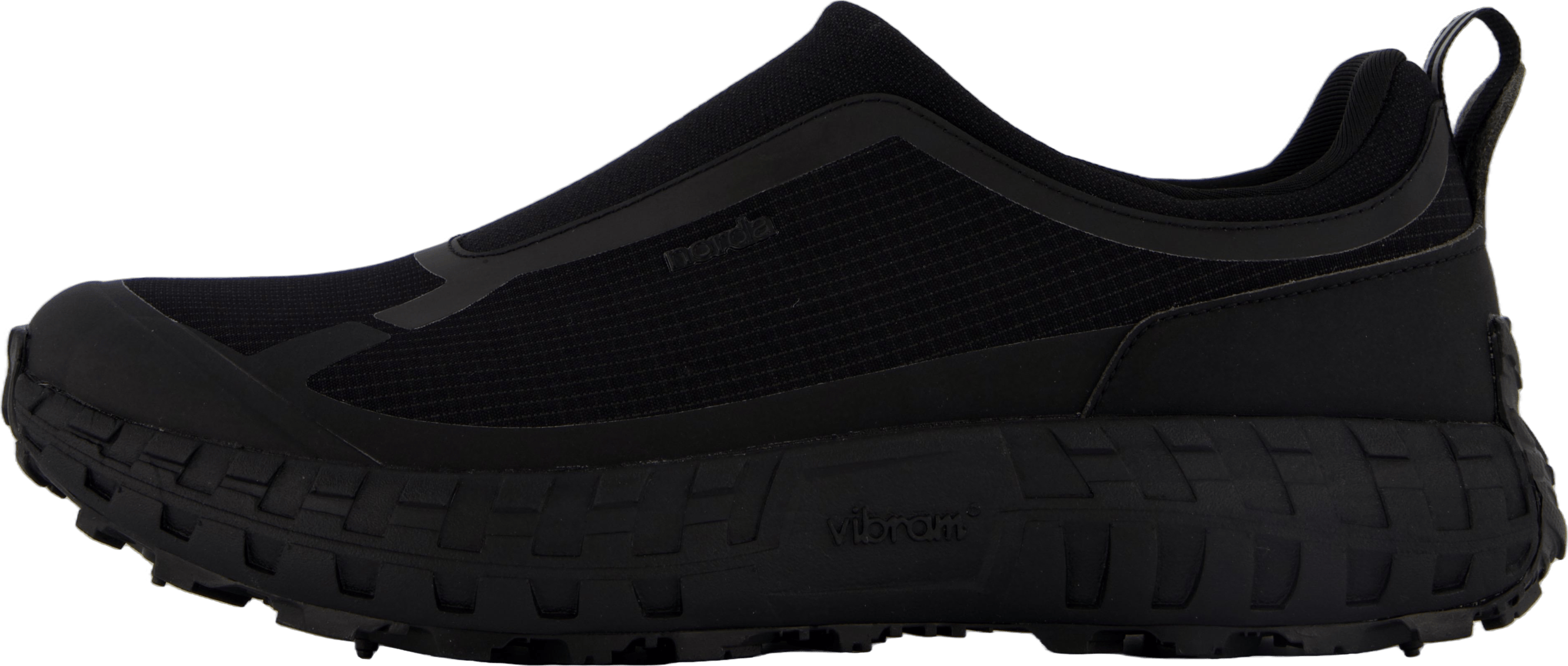 Norda 003 Pitch Black