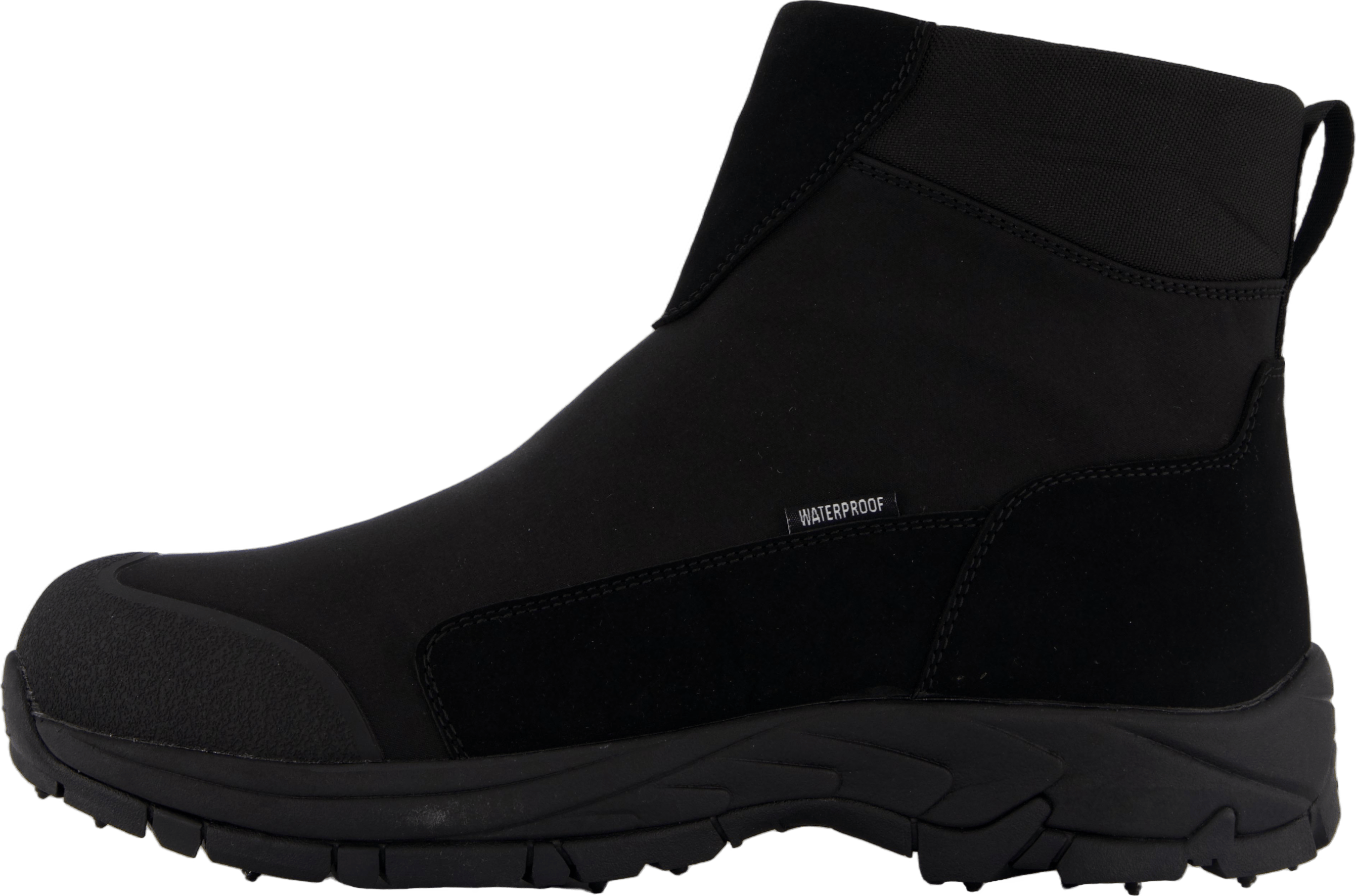 Pinner M Studs Black